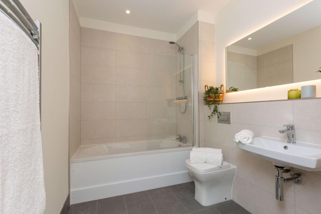 Luxury Spacious Central Apartment By Blu Atlantic Dublino Esterno foto
